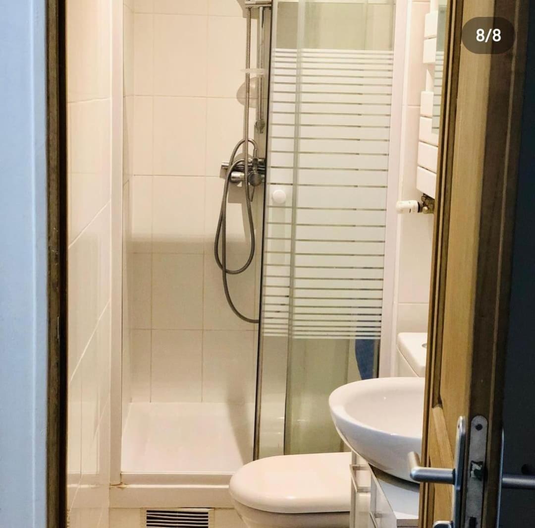 Cosy Apartment In Париж Екстер'єр фото